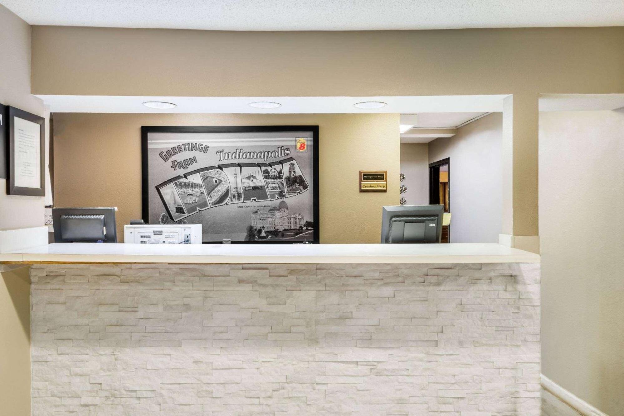 Super 8 By Wyndham Indianapolis/Ne/Castleton Area Hotell Eksteriør bilde