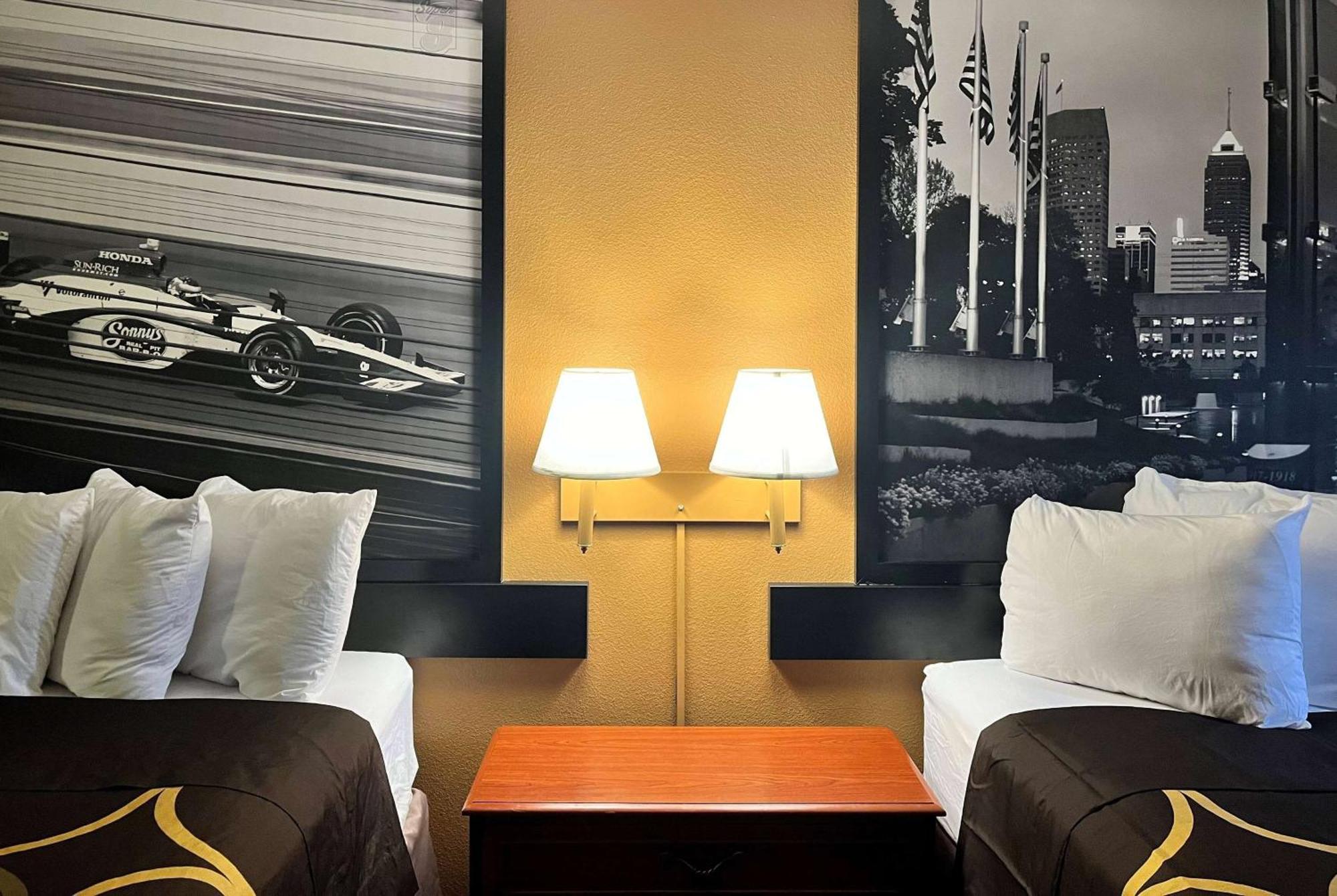 Super 8 By Wyndham Indianapolis/Ne/Castleton Area Hotell Eksteriør bilde