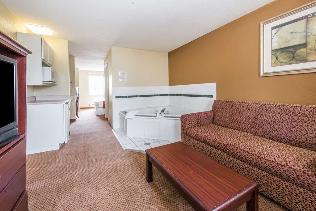 Super 8 By Wyndham Indianapolis/Ne/Castleton Area Hotell Rom bilde