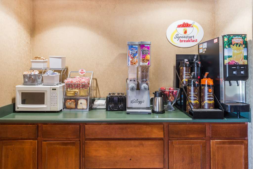 Super 8 By Wyndham Indianapolis/Ne/Castleton Area Hotell Fasiliteter bilde