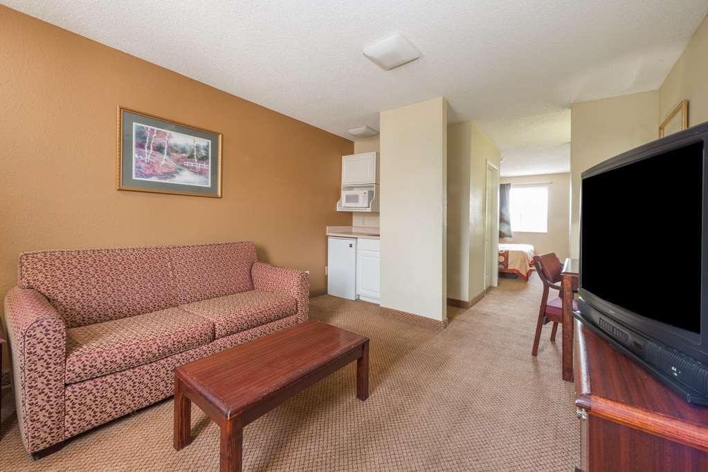 Super 8 By Wyndham Indianapolis/Ne/Castleton Area Hotell Rom bilde